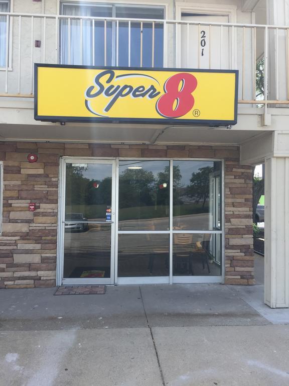 Super 8 By Wyndham Флоренция Экстерьер фото
